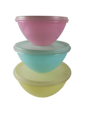 Tupperware 6pc Wonderlier Nesting Bowl W/Lids Set 233/234/235 Vintage